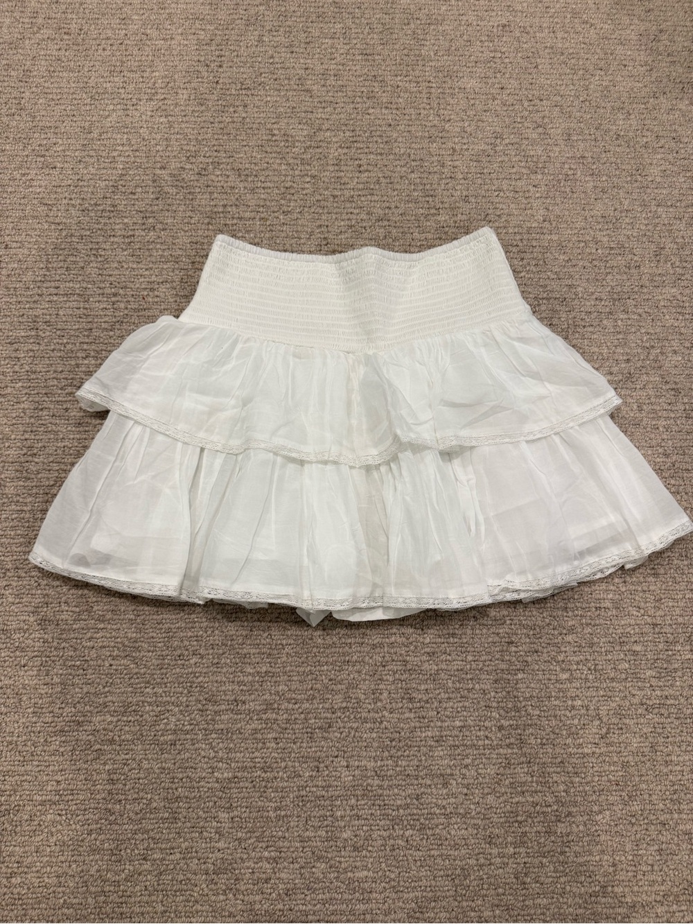 American eagle smocked waist skort skirt white lace trim sz small like new